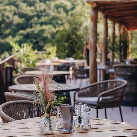 Domaine Santa Margherita Hotel 4*