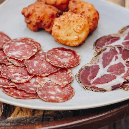 Domaine Santa Margherita 4*